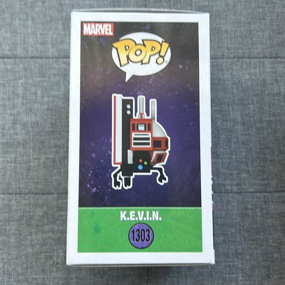 Kevin 1303 Funko Pop - She Hulk - Marvel Collector Corps Exclusive - K.E.V.I.N. - Picture 4 of 6